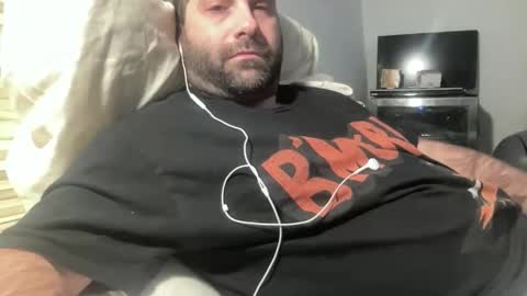 Snapshot of averagejoe345977 chatting on February 13, 2026, 2:18 am averagejoe345977 online show from February 13, 2026, 2:18 am