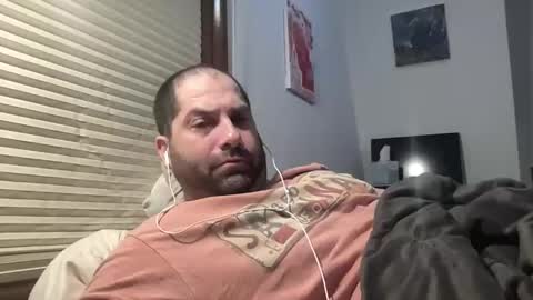 Snapshot of averagejoe345977 chatting on February 17, 2026, 2:52 am averagejoe345977 online show from February 17, 2026, 2:52 am