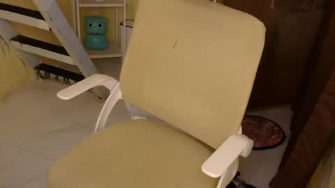 Rhian online show from October 13, 2025, 3:50 am