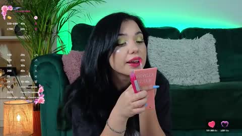 AveryWillow online show from September 22, 2025, 1:02 pm