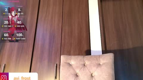 Saraaaa independent model 3 online show from April 21, 2026, 9:26 am