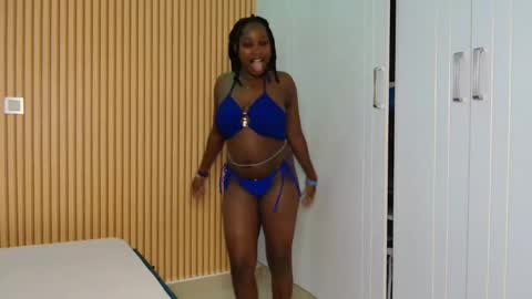 Avian online show from November 7, 2025, 7:52 am