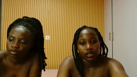 Avian online show from November 23, 2025, 3:56 pm