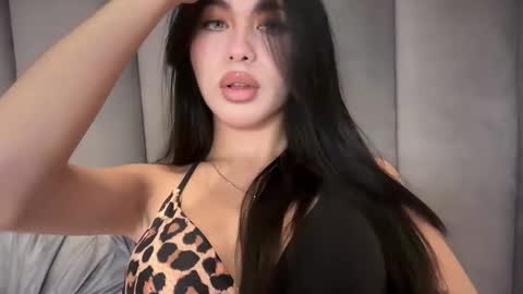 avimiller online show from February 2, 2026, 12:15 pm