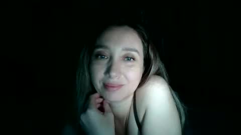 avinelra online show from April 21, 2026, 3:28 pm