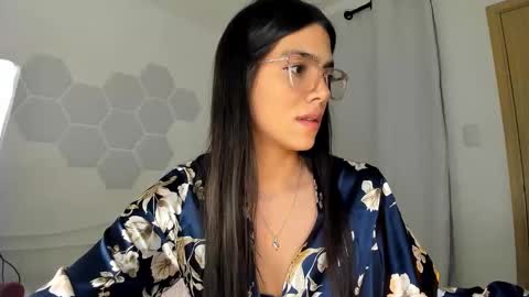   Follow me  Pvt and c2c is on  online show from February 1, 2026, 3:05 am