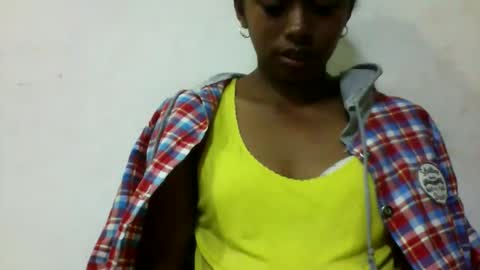 avontsoaldy online show from October 7, 2025, 5:37 am