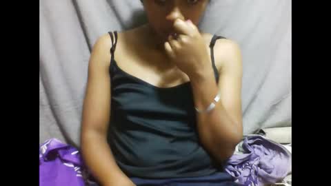 avontsoaldy online show from October 20, 2025, 3:07 am