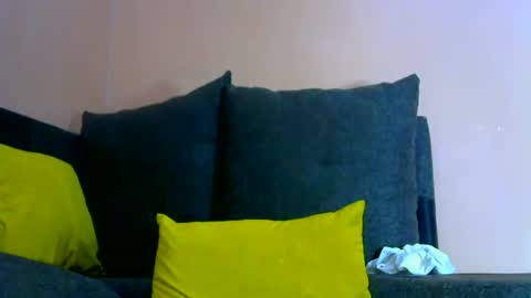 avril254 online show from March 3, 2025, 12:37 am