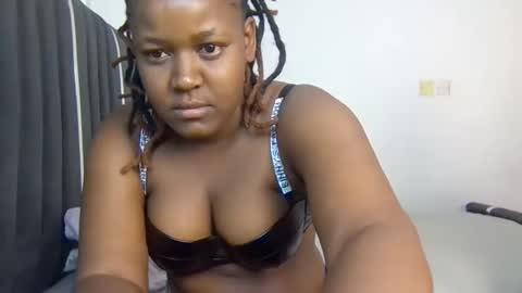 Avril online show from February 16, 2026, 7:15 am