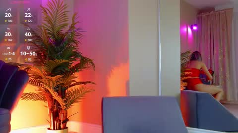 AVRILL CYRUX online show from November 4, 2025, 7:40 am