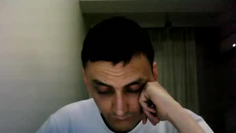 awesenheit online show from November 29, 2025, 3:09 am