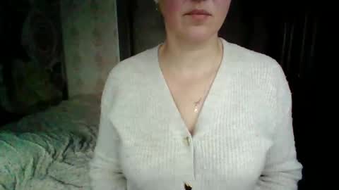 awesomeladyy online show from February 2, 2025, 1:52 pm