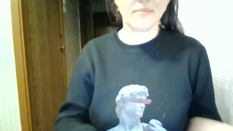 awesomeladyy online show from April 15, 2026, 7:58 pm