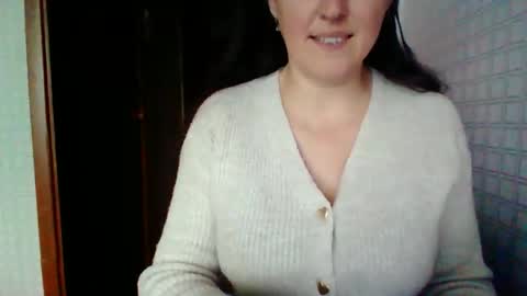 Snapshot of awesomeladyy chatting on April 28, 2026, 12:21 pm awesomeladyy online show from April 28, 2026, 12:21 pm