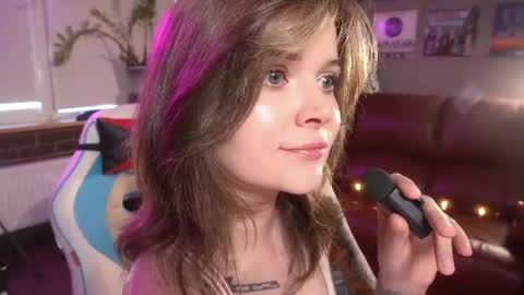 Snapshot of awondrr chatting on July 17, 2026, 10:33 am Alice online show from July 17, 2026, 10:33 am