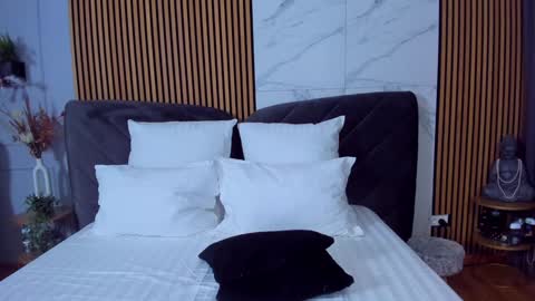 Ella online show from January 26, 2025, 5:02 am