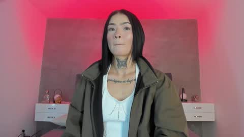 Axara online show from November 21, 2025, 11:53 am