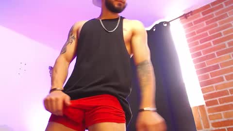 Independiente Model online show from November 27, 2025, 1:13 pm