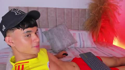 Snapshot of axel_cody_ chatting on June 27, 2026, 12:22 pm AXEL online show from June 27, 2026, 12:22 pm
