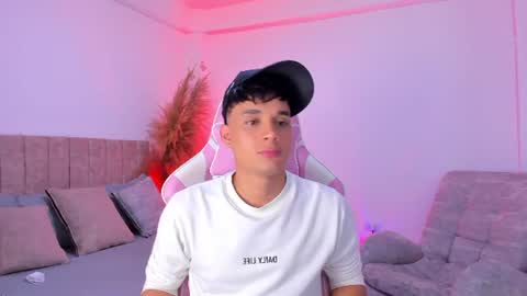 Snapshot of axel_cody_ chatting on July 16, 2026, 5:46 am AXEL online show from July 16, 2026, 5:46 am