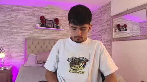 Snapshot of axel_draven chatting on March 24, 2026, 12:10 pm axel_draven online show from March 24, 2026, 12:10 pm