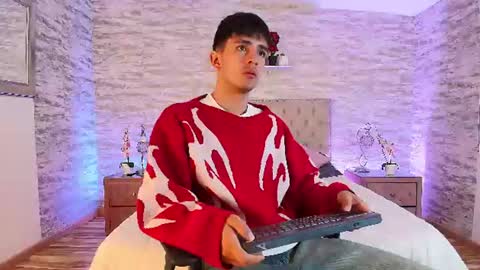 axel_draven online show from June 23, 2026, 12:25 pm