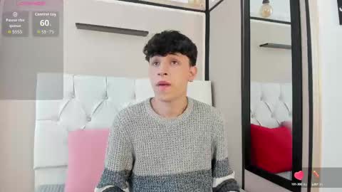 Axel Evanss online show from September 17, 2025, 1:02 pm