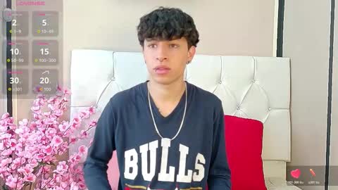 Axel Evanss online show from October 20, 2025, 12:16 pm