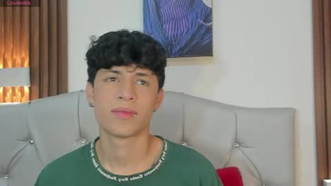 Snapshot of axel_evanss chatting on May 16, 2026, 11:53 am Axel Evanss online show from May 16, 2026, 11:53 am