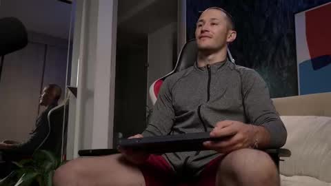 Axel Fairchaild online show from November 16, 2025, 12:44 pm