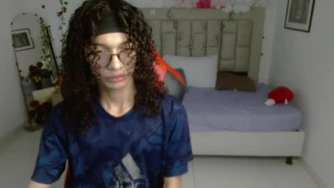 Snapshot of axel_fox7 chatting on May 28, 2026, 12:30 am Axel online show from May 28, 2026, 12:30 am