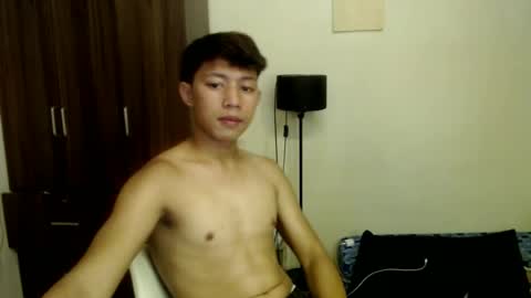 Snapshot of axel_hardcockx chatting on June 24, 2026, 2:49 pm AXEL HARDCOCKX online show from June 24, 2026, 2:49 pm
