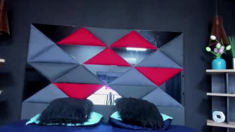 axel_hendrick online show from February 9, 2026, 12:31 pm