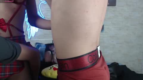 axel_milo_and_kairo online show from November 13, 2025, 8:52 pm