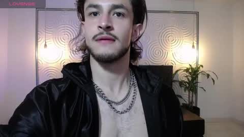 Snapshot of axel_porn_ chatting on June 5, 2026, 12:17 am Axel online show from June 5, 2026, 12:17 am