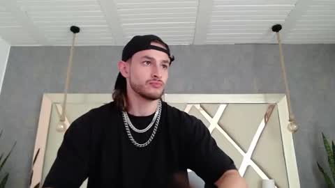 Snapshot of axel_porn_ chatting on July 8, 2026, 12:20 pm Axel online show from July 8, 2026, 12:20 pm