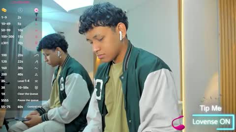 Alex online show from September 26, 2025, 3:21 am