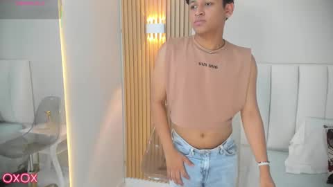 Alex online show from October 17, 2025, 4:26 am