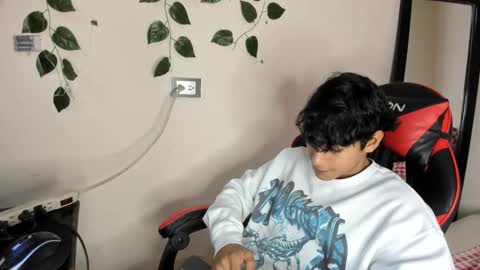 Snapshot of axel_rosse2 chatting on November 17, 2025, 10:48 pm axel_rosse2 online show from November 17, 2025, 10:48 pm