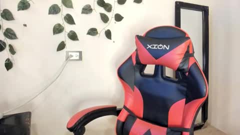 Snapshot of axel_rosse2 chatting on November 23, 2025, 9:58 pm axel_rosse2 online show from November 23, 2025, 9:58 pm