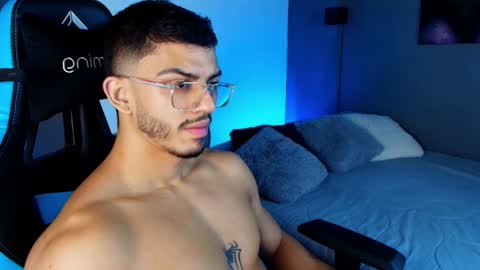 axel stein NEW ACCOUNT online show from February 6, 2025, 4:53 am