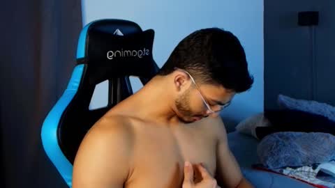 axel stein NEW ACCOUNT online show from March 4, 2025, 2:49 am