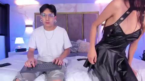 Snapshot of axelandrenata chatting on June 18, 2026, 9:14 am Axel and Renata online show from June 18, 2026, 9:14 am