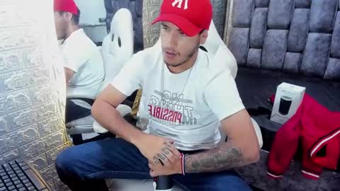 Axell Cross2 online show from February 9, 2025, 10:21 pm