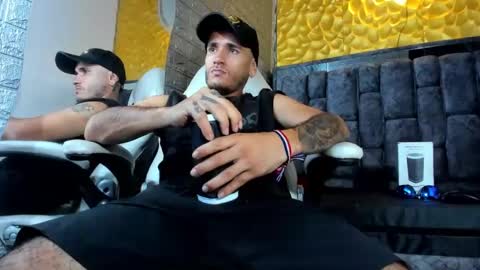 Axell Cross2 online show from March 6, 2025, 9:03 am