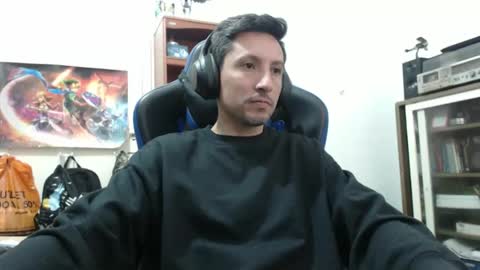 Snapshot of axell_rosee chatting on April 8, 2026, 3:23 pm Axel Rose online show from April 8, 2026, 3:23 pm