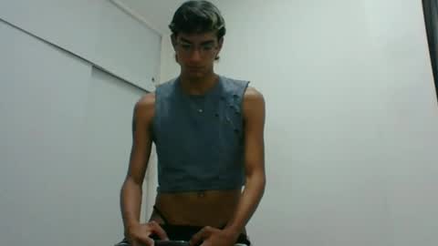 Axel  online show from February 18, 2025, 2:49 am