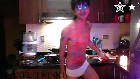 Axel  online show from March 4, 2026, 12:49 am