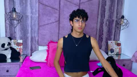 AxelRushh online show from April 3, 2026, 8:07 pm